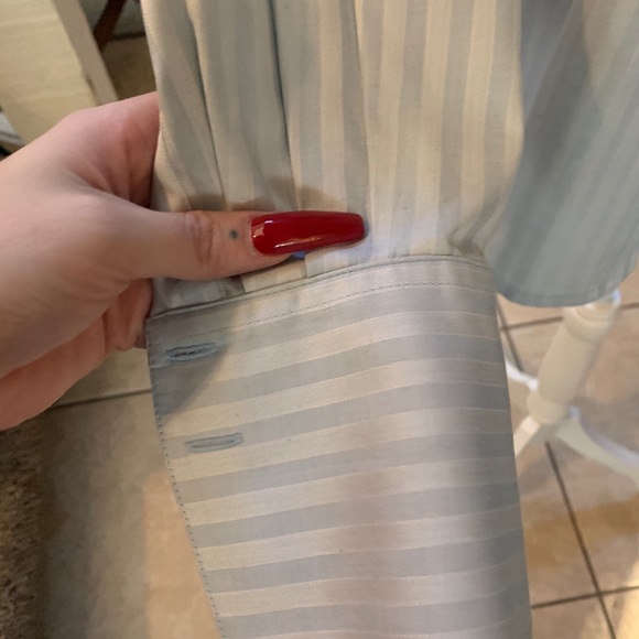 Jaeger button down top - Picture 3 of 4